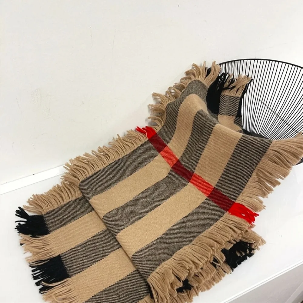 Authentic Wool Classic Burberry Scarf